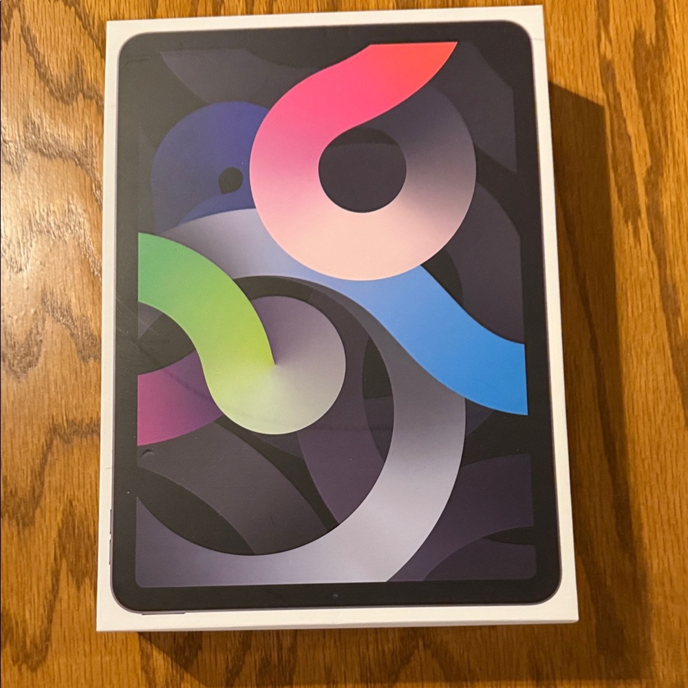 Apple iPad Air - Multicolor Display